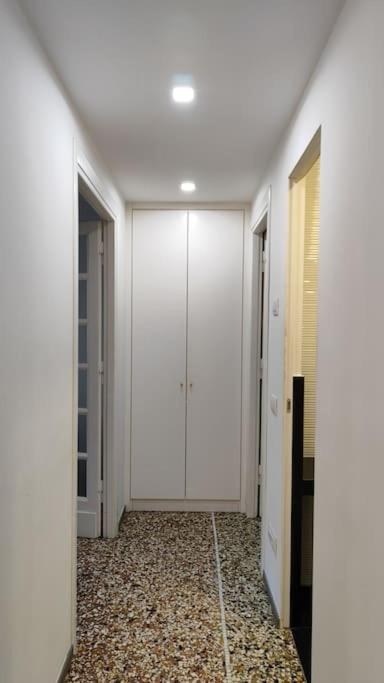Cozy Apartment Near The Colosseum Roma Ngoại thất bức ảnh